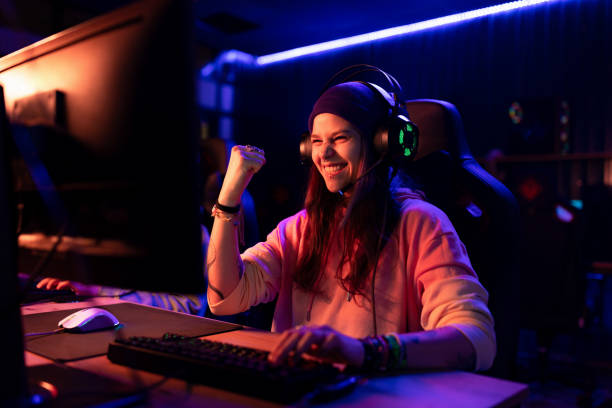 Exploring Real Time Strategy in Online Gaming